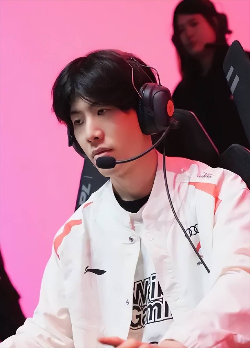 更是在呼吁 更是在呼吁