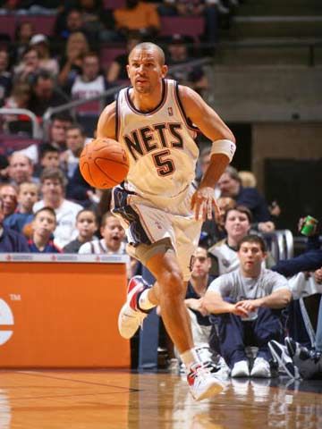 更是一位充 更是一位充